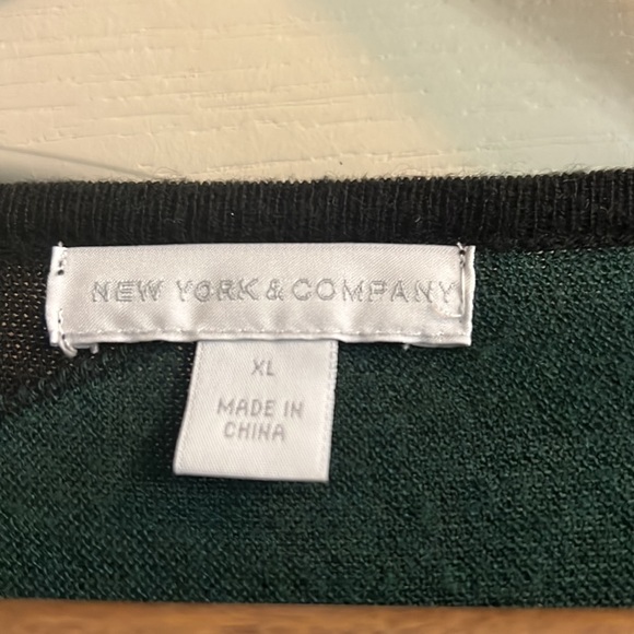 Top - Picture 2 of 2